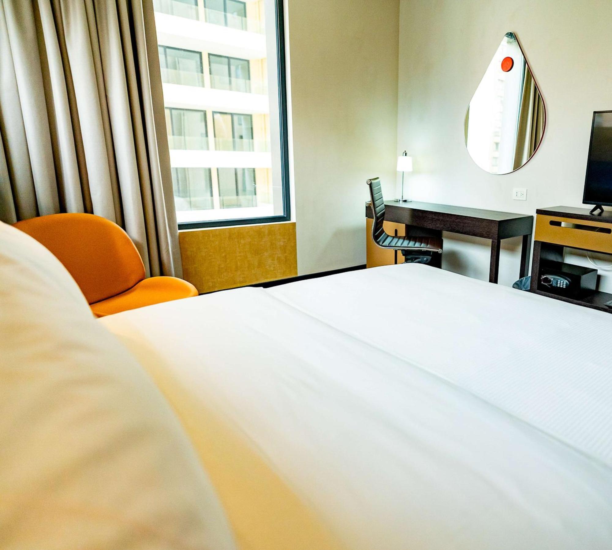Hampton By Hilton Santiago Las Condes Exterior photo